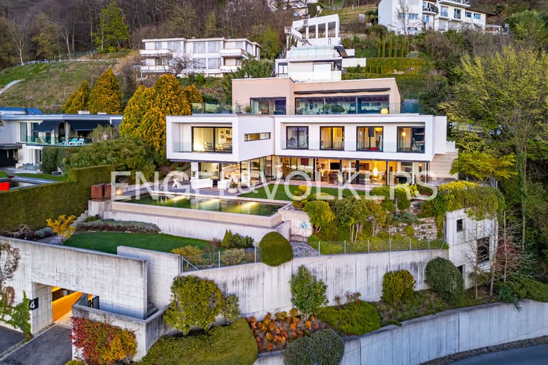 Exclusive modern villa with pool and Lake Lugano view (2)