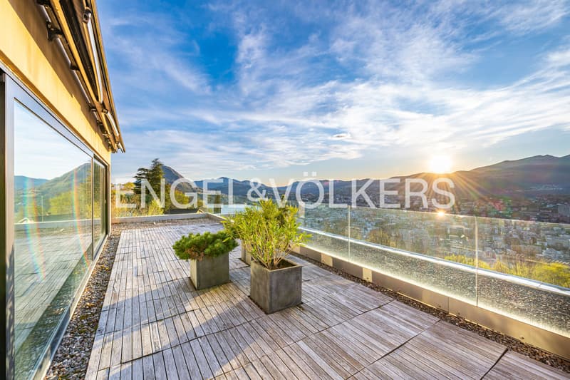 Exclusive modern villa with pool and Lake Lugano view (11)