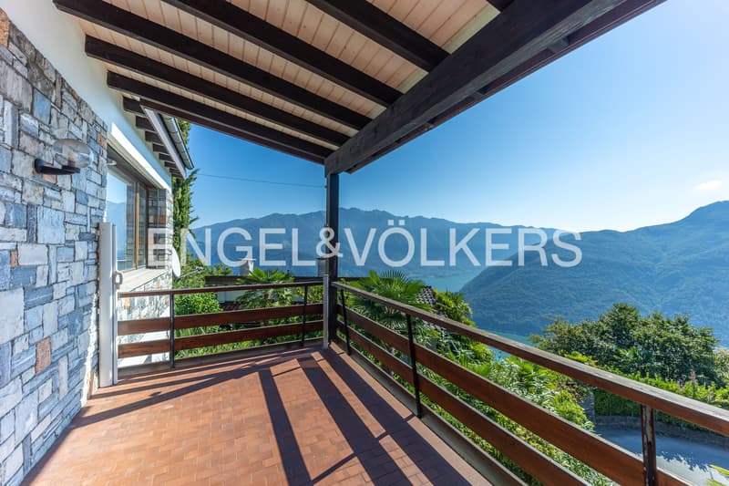 Accogliente casa con splendida vista lago (11)