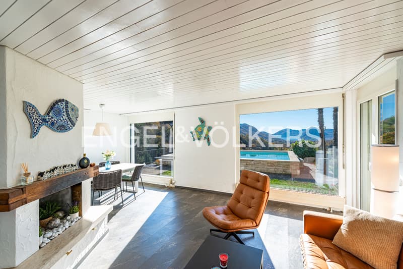 Geräumige Villa im Grünen mit großem Potenzial (4)