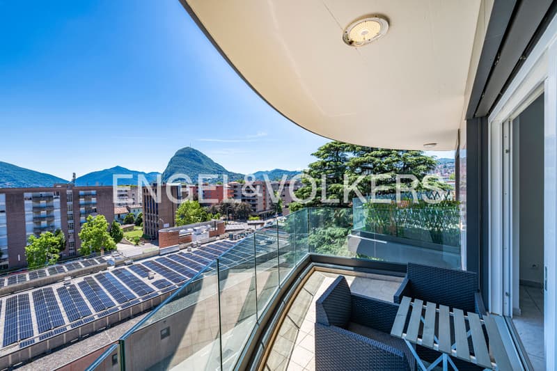 Wunderschöne Dachterrasse mit Seeblick (4)