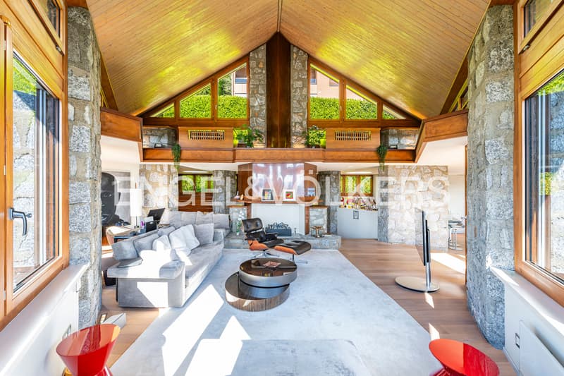 Exclusive design villa with lake view and pool (6)