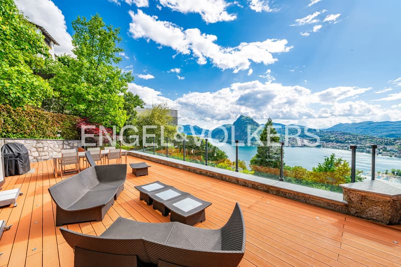 Exclusive design villa with lake view and pool (9)