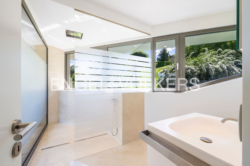 Excellent residential quality with premium services (7)