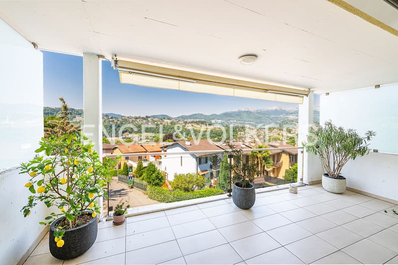 Appartement moderne avec terrasse et vue ouverte (2)
