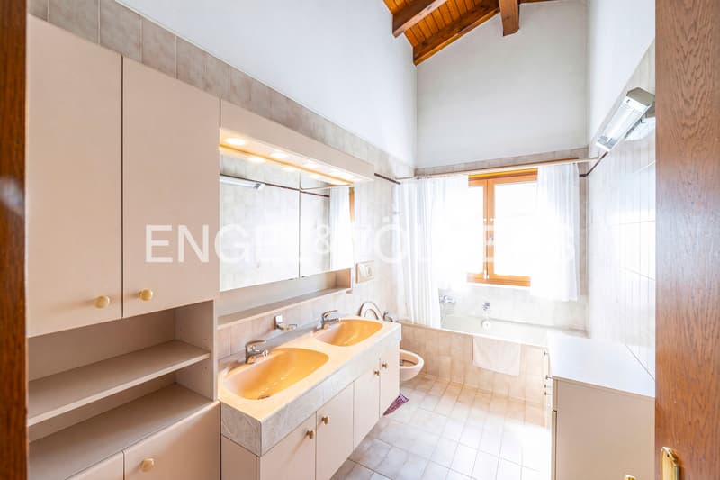 Oasis of tranquility in Lamone: independent villa with pool and garden (10)