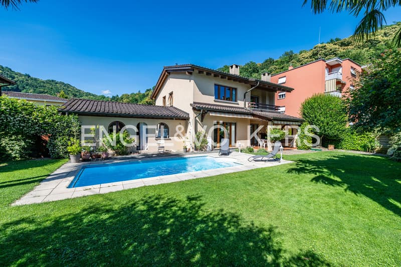 Oasis of tranquility in Lamone: independent villa with pool and garden (13)