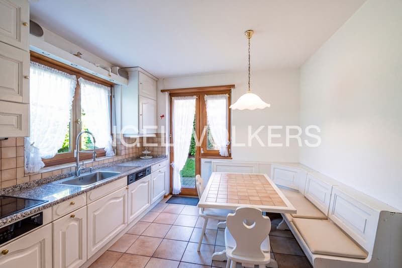 Oasis of tranquility in Lamone: independent villa with pool and garden (5)