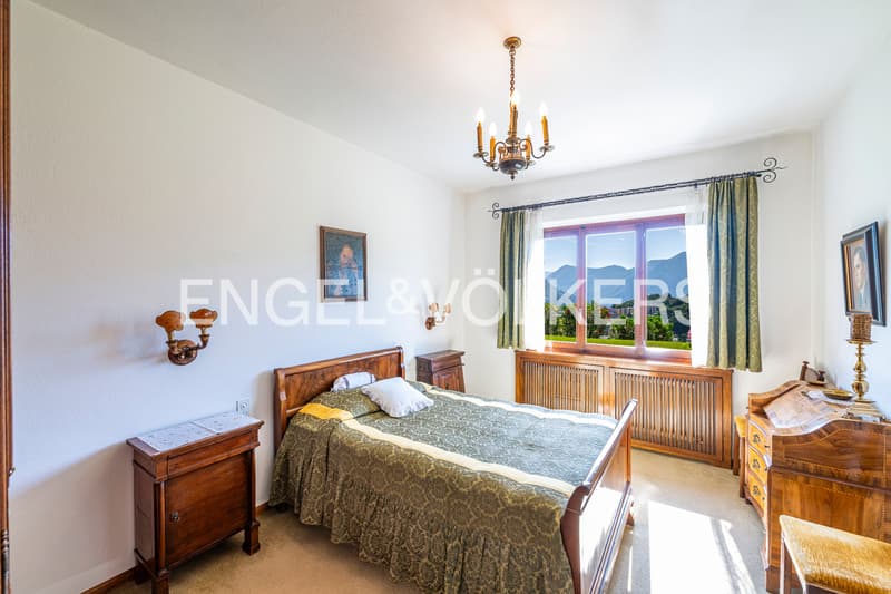 Exklusive mediterrane Villa mit Pool und freier Sicht (9)