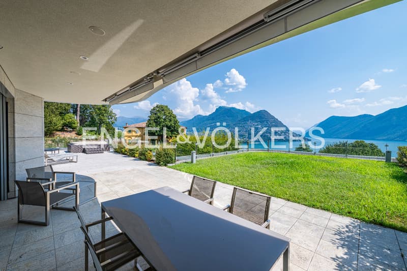 Esclusivo appartamento con giardino e vista lago (2)