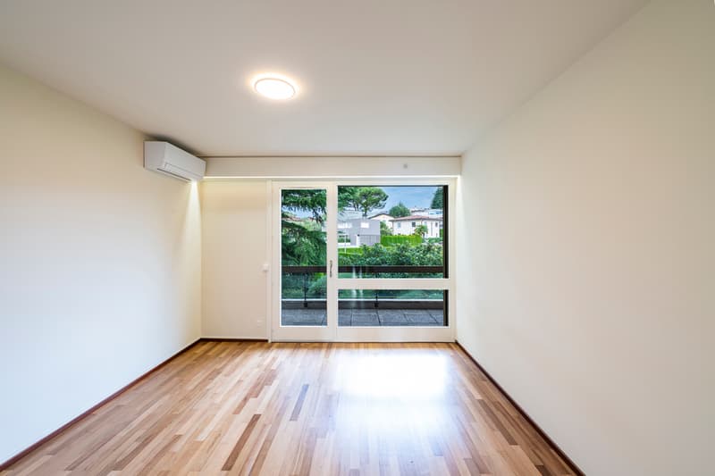 Appartamento rinnovato con grande terrazza (9)