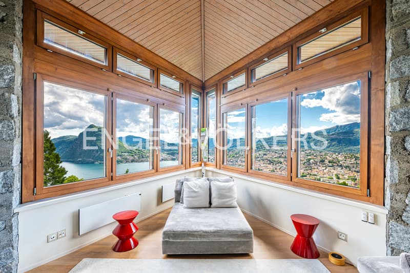 Esclusiva villa di design con vista lago e piscina (4)