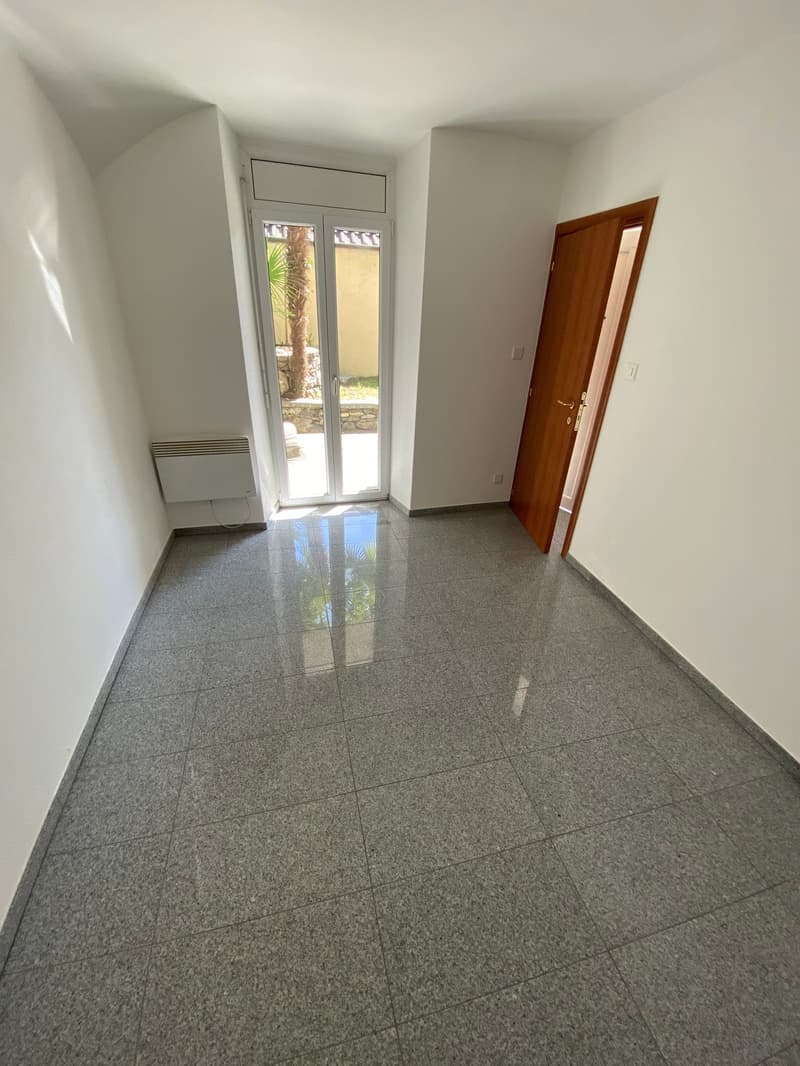 Stupendo 2.5 con giardino privato (4)