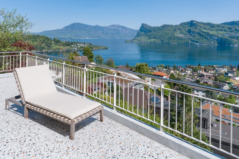Residenza con vista spettacolare a Hergiswil sul lago (1)
