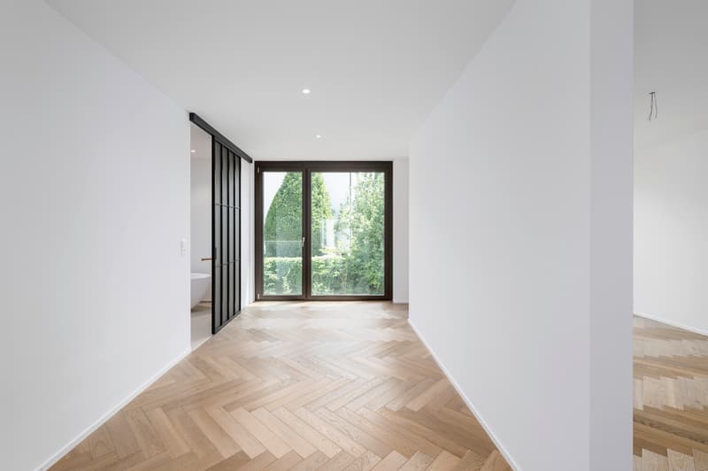 Exklusives Penthouse mit Dachterrasse & Panoramablick auf See & Berge (3)