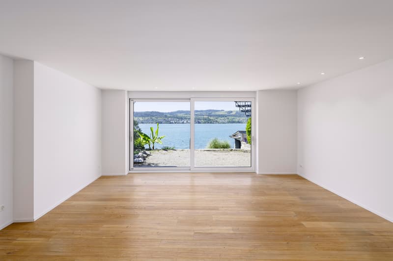 Erste Reihe für Sie: Haus mit direktem Seezugang (2)