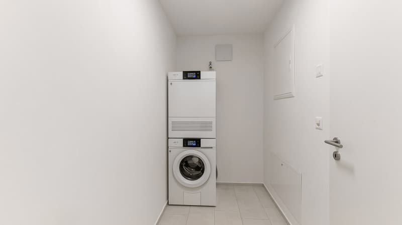 Neuf, moderne, avec balcon et serre (11)