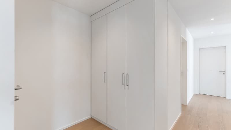 Neuf, moderne, avec balcon et serre (12)
