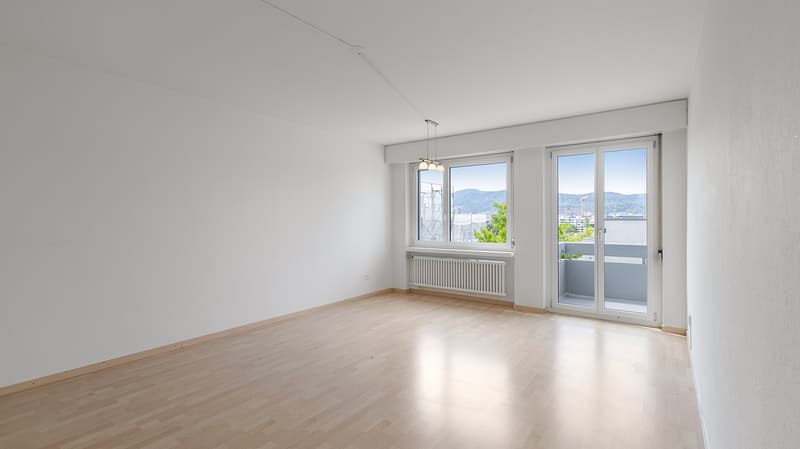 Helle 5.5-Zimmer-Wohnung mit Südwest-Balkon und Blick ins Grüne (2)