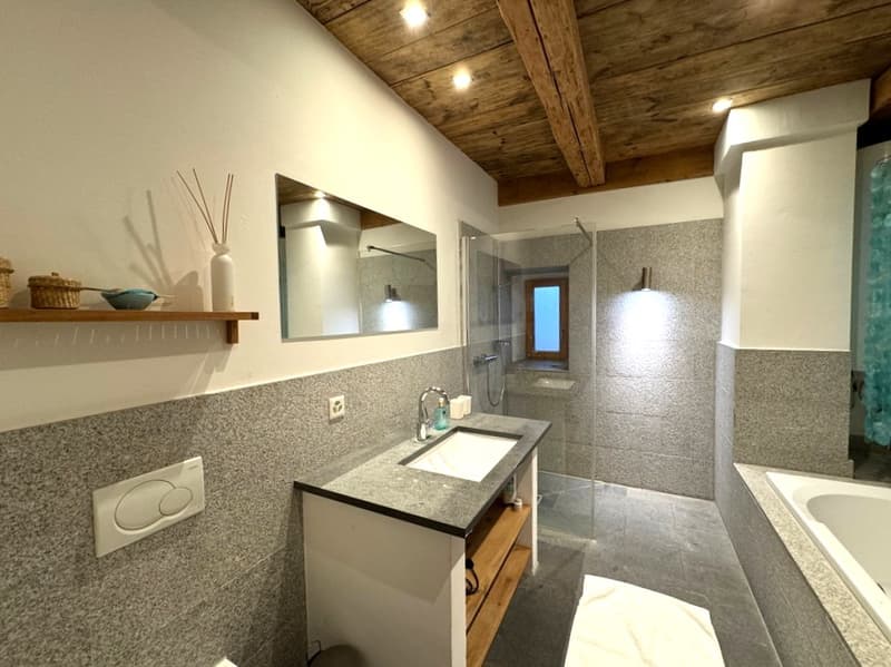 Engadine dream home with history, charm, and great potential (10)