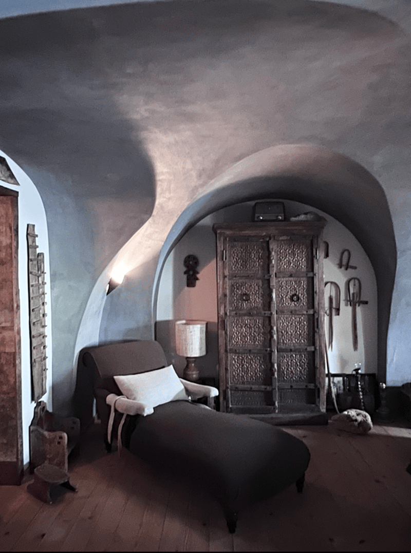 Exclusive, unique 4.5-room first-floor apartment in Sent. (7)