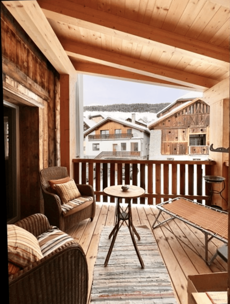Exclusive, unique 4.5-room first-floor apartment in Sent. (12)