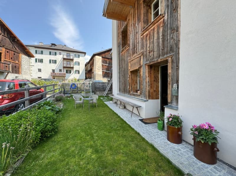 Exclusive, unique 4.5-room first-floor apartment in Sent. (4)