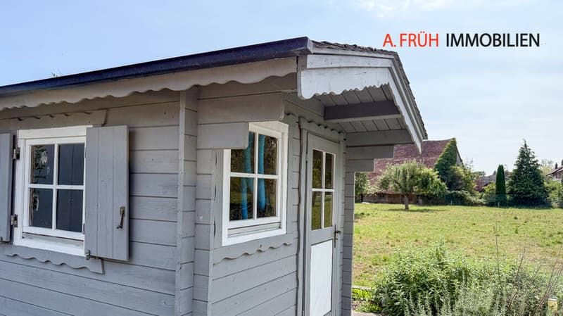 Two generations. One home. Many possibilities. (10)