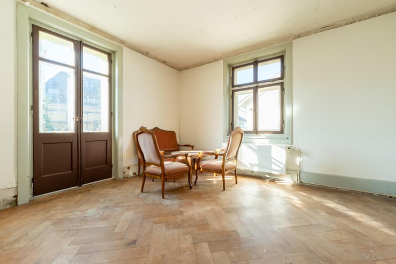 Maison jumelée avec potentiel de développement (4)