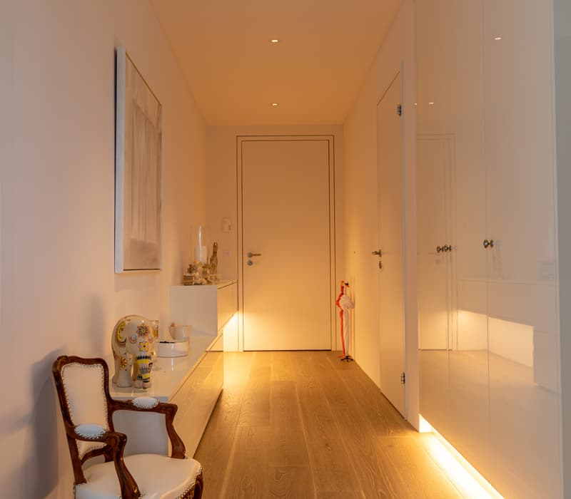 Elegantes Wohnen in moderner Atmosphäre (5)