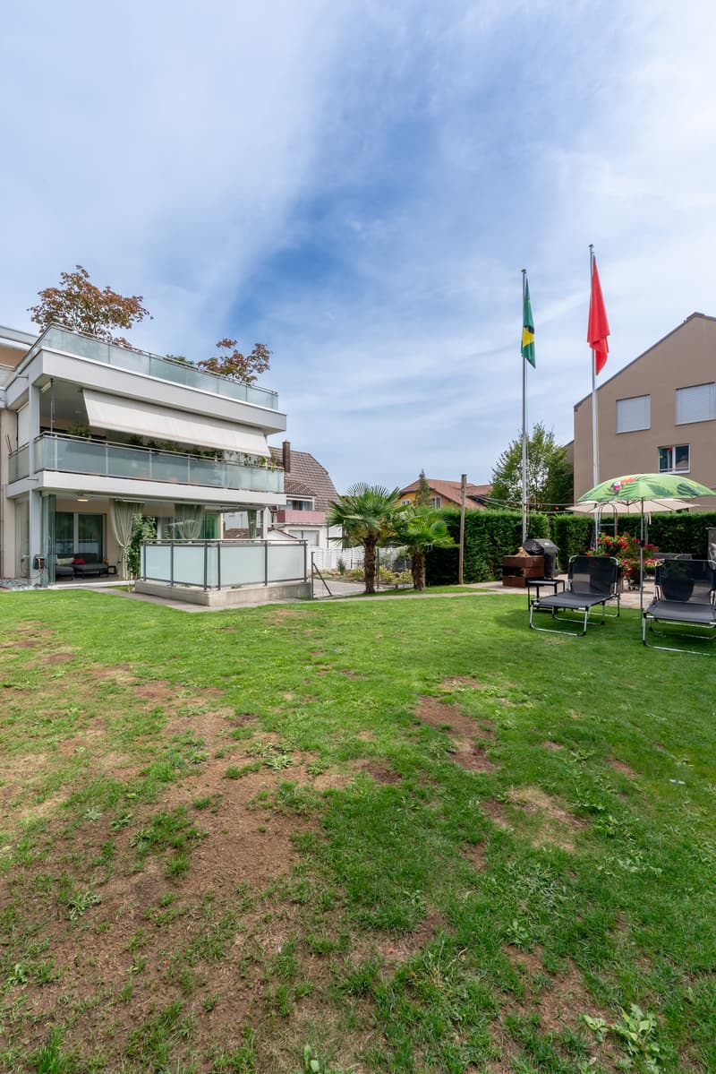 Attraktive Gartenwohnung mit viel Privatsphäre in Solothurn (1)