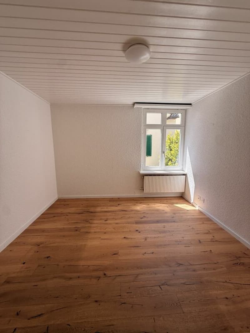 Gemütliche 3.5-Zimmer-Wohnung mit Balkon an zentraler Lage in Romanshorn (9)