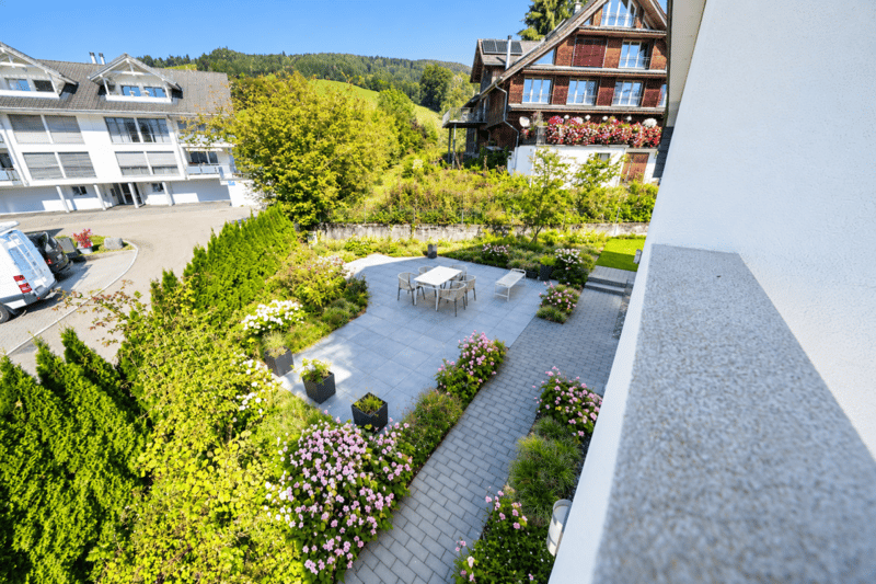 6.5-Zimmer-Einfamilienhaus mit Garten, Cheminée und Bergpanorama (12)