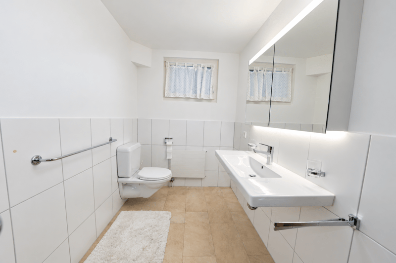 6.5-Zimmer-Einfamilienhaus mit Garten, Cheminée und Bergpanorama (9)