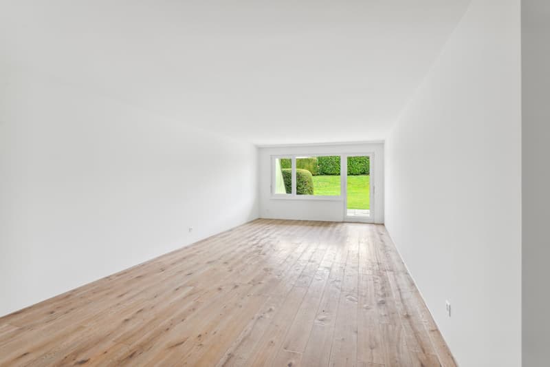 Sanierte 6.5-Zimmer-Wohnung im Grünen in Thalwil (2)