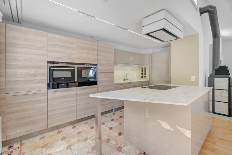 Individual and bright 3.5-room attic apartment with a far-reaching view (5)