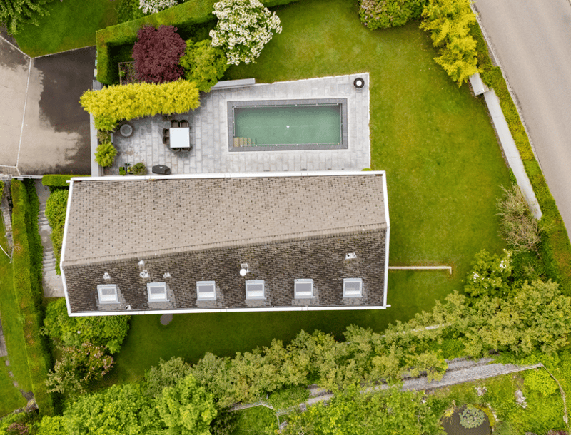 Spacious living in Hirzel with pool - ideal location near Zug and golf (2)