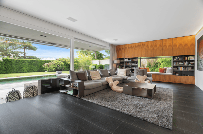 Spacious living in Hirzel with pool - ideal location near Zug and golf (5)