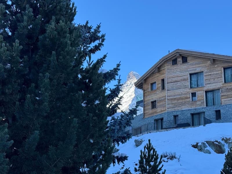 Multi-family house with great potential in a green idyll and Matterhorn (11)