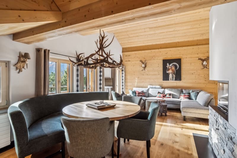 Charming Penthouse with Panoramic View in Grächen (3)