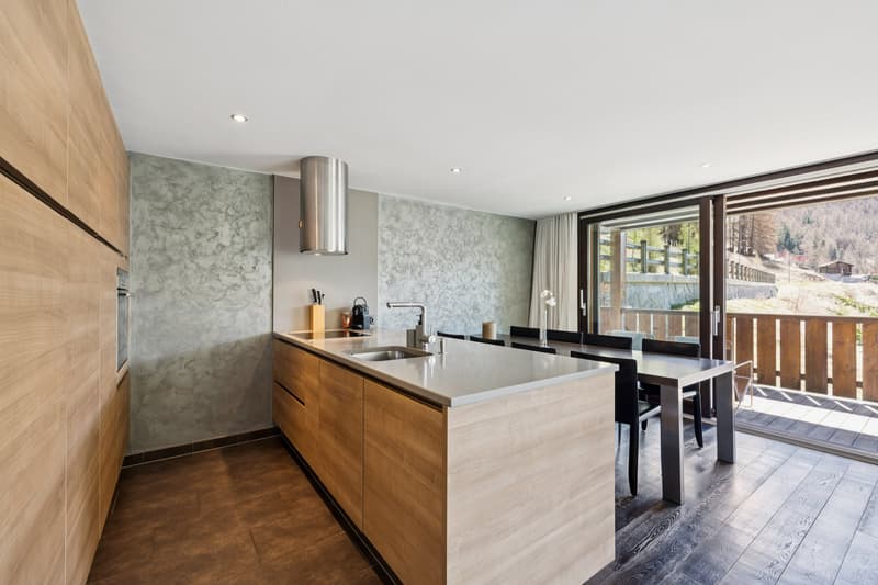 Exclusive second home with Matterhorn view (2)
