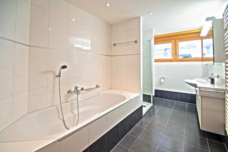 Centrally located, beautiful 4.5-room apartment with a unique Matterhorn view (12)