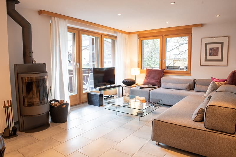 Centrally located, beautiful 4.5-room apartment with a unique Matterhorn view (4)