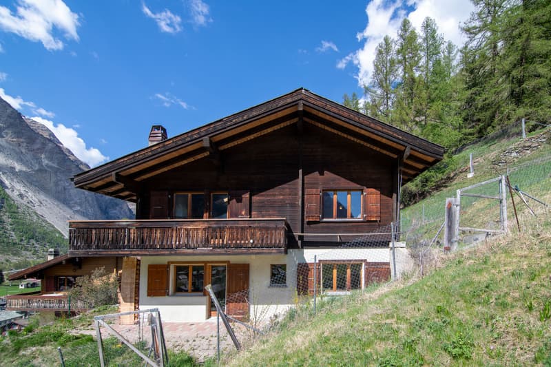 Charming Chalet in Randa (12)