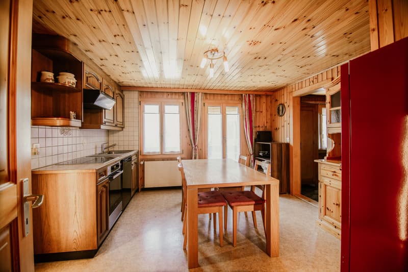 Appartamento di chalet al 2° piano vicino alla ferrovia di montagna (2)