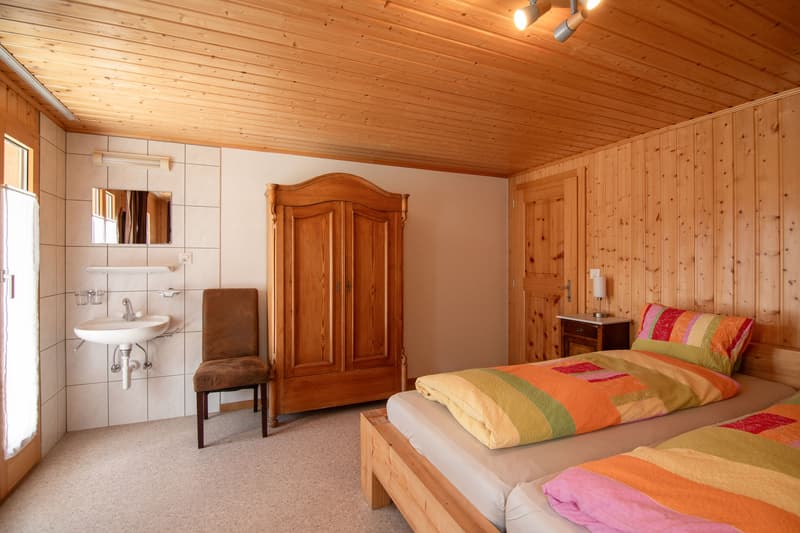 Appartamento di chalet al 2° piano vicino alla ferrovia di montagna (5)