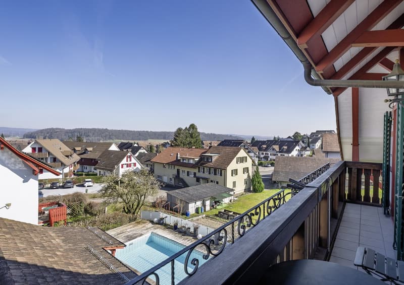11-Zimmer-Haus mit 7 Bäder & Pool (6)
