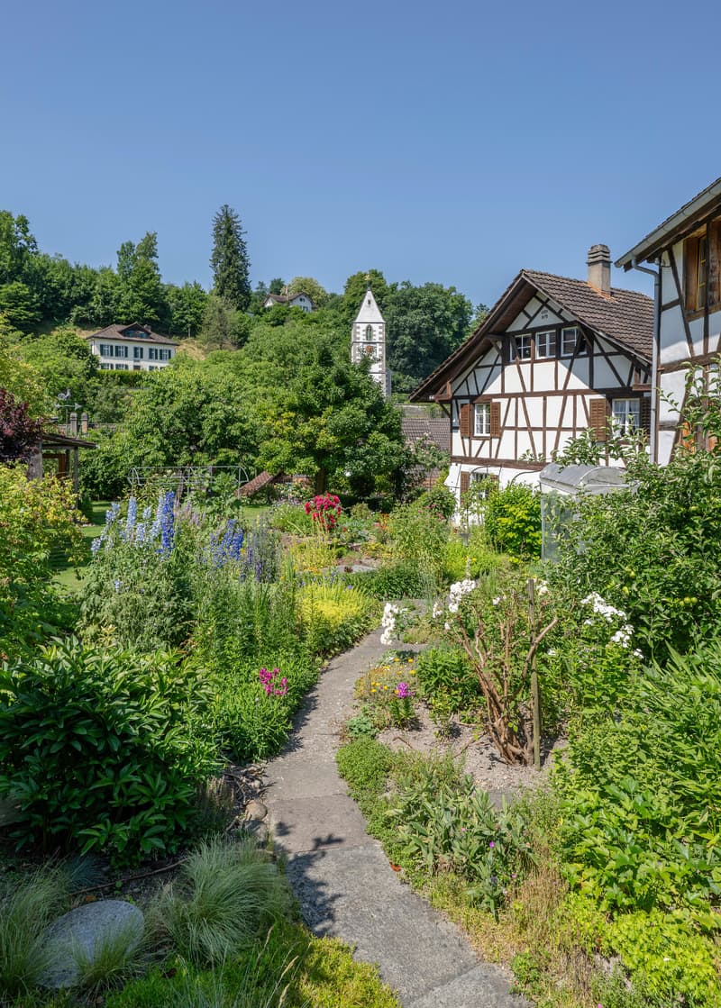 Historisches Riegelhaus mit Gartenparadies (6)