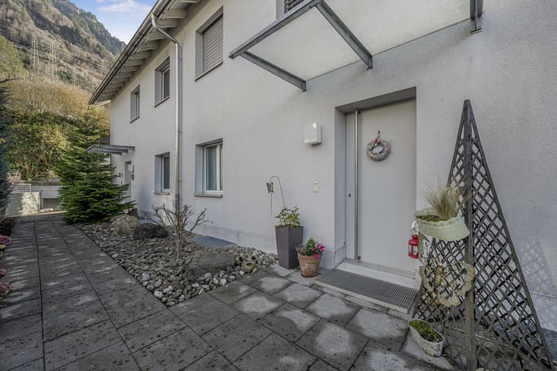 Perfect family home in a quiet village center location (5)
