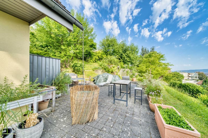 Casa da sogno con vista sul lago e giardino spazioso (8)